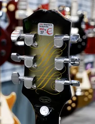 Epiphone - Adam Jones Les Paul Custom Art Collection: Julie Heffernan's ''Self Portrait as Not Dead Yet'' - Antique Silverburst 2